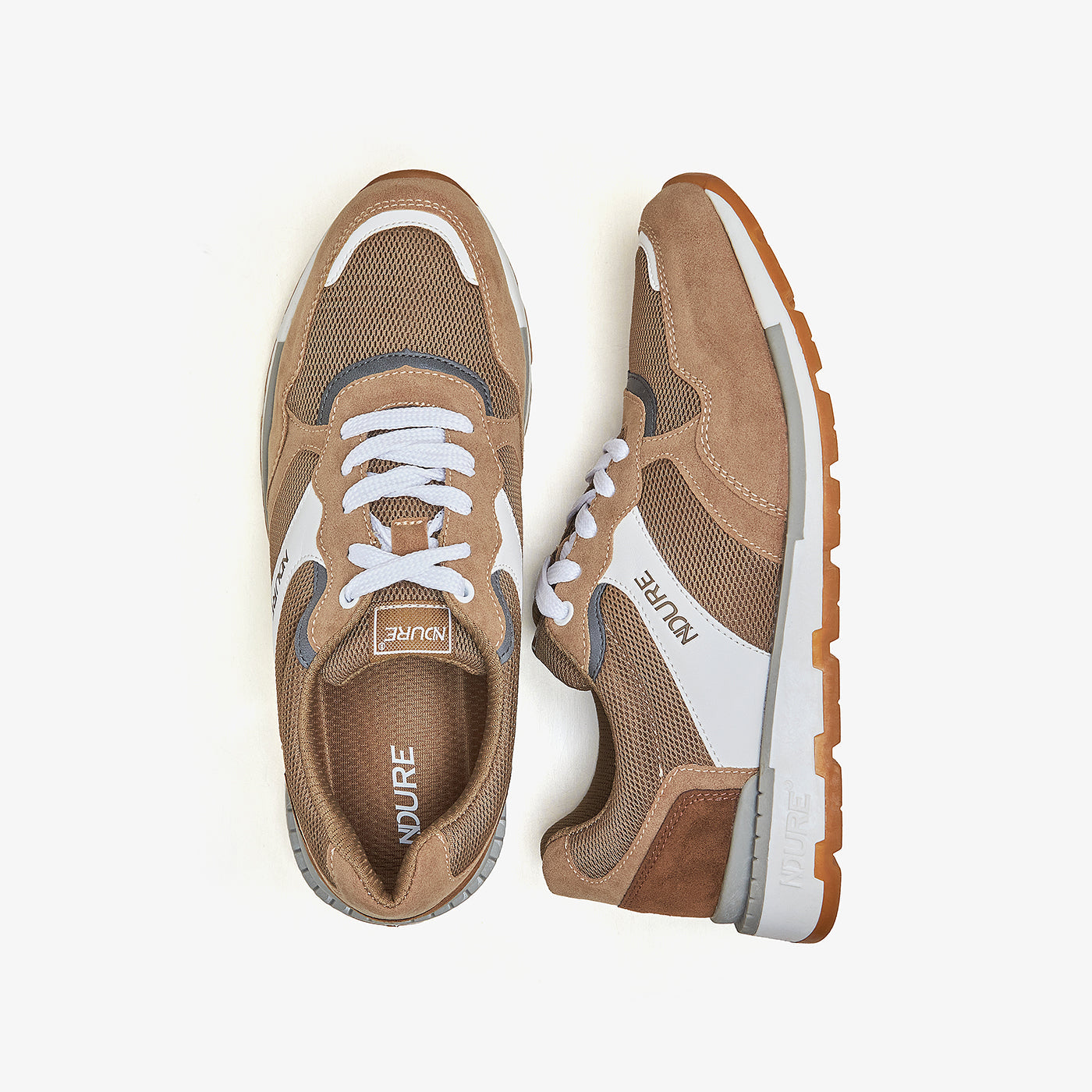 runners sneakers
