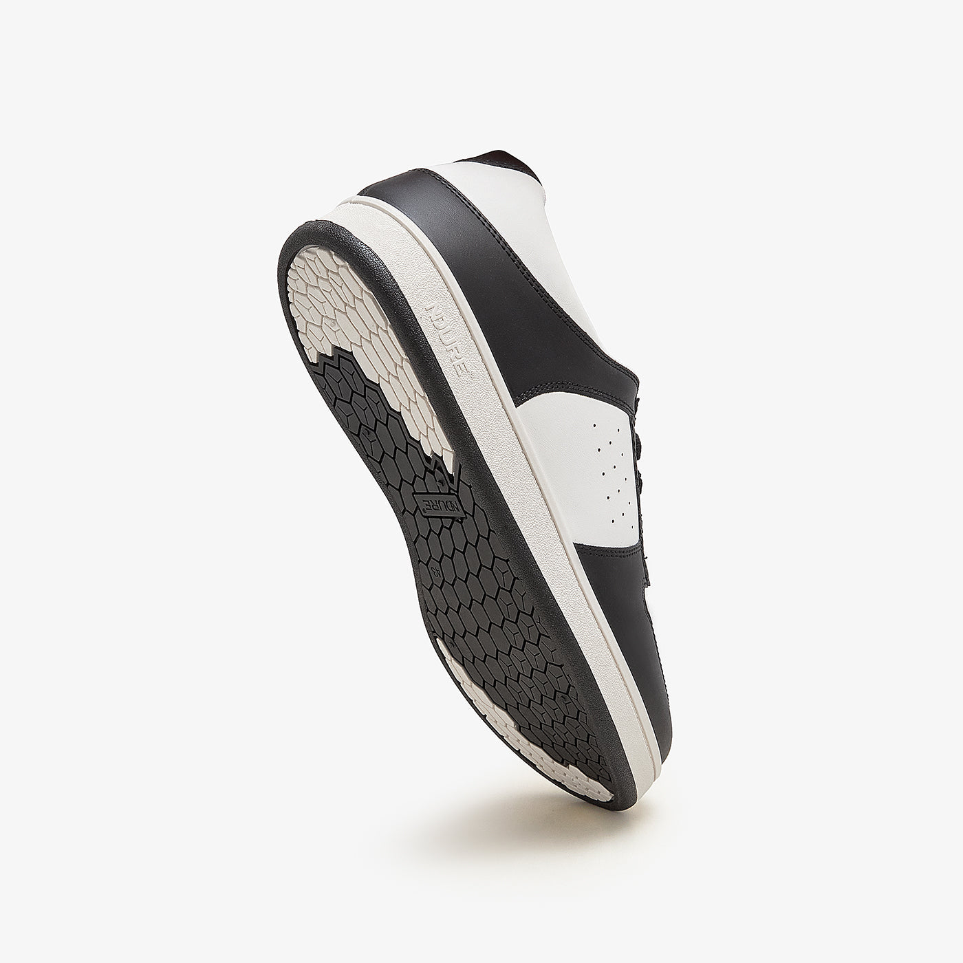 sneakers running shoes