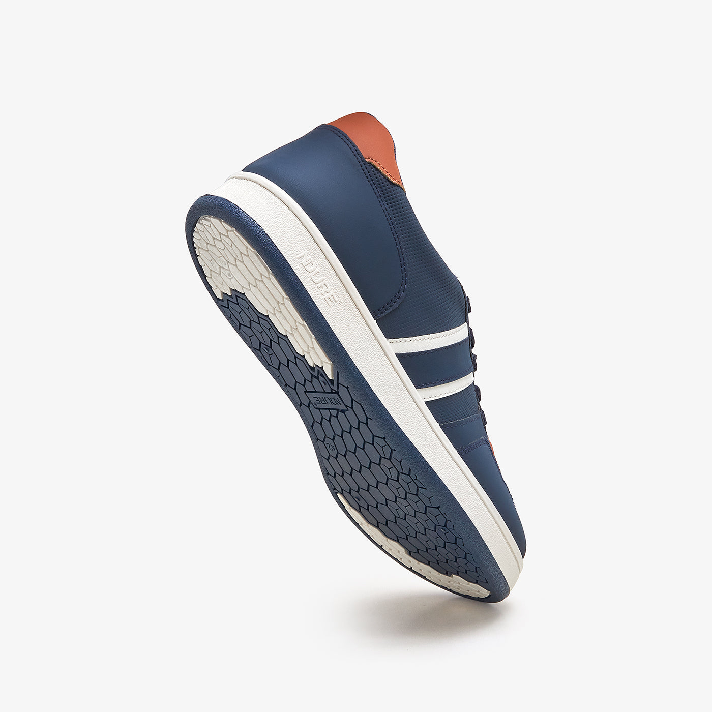 lace up sneakers