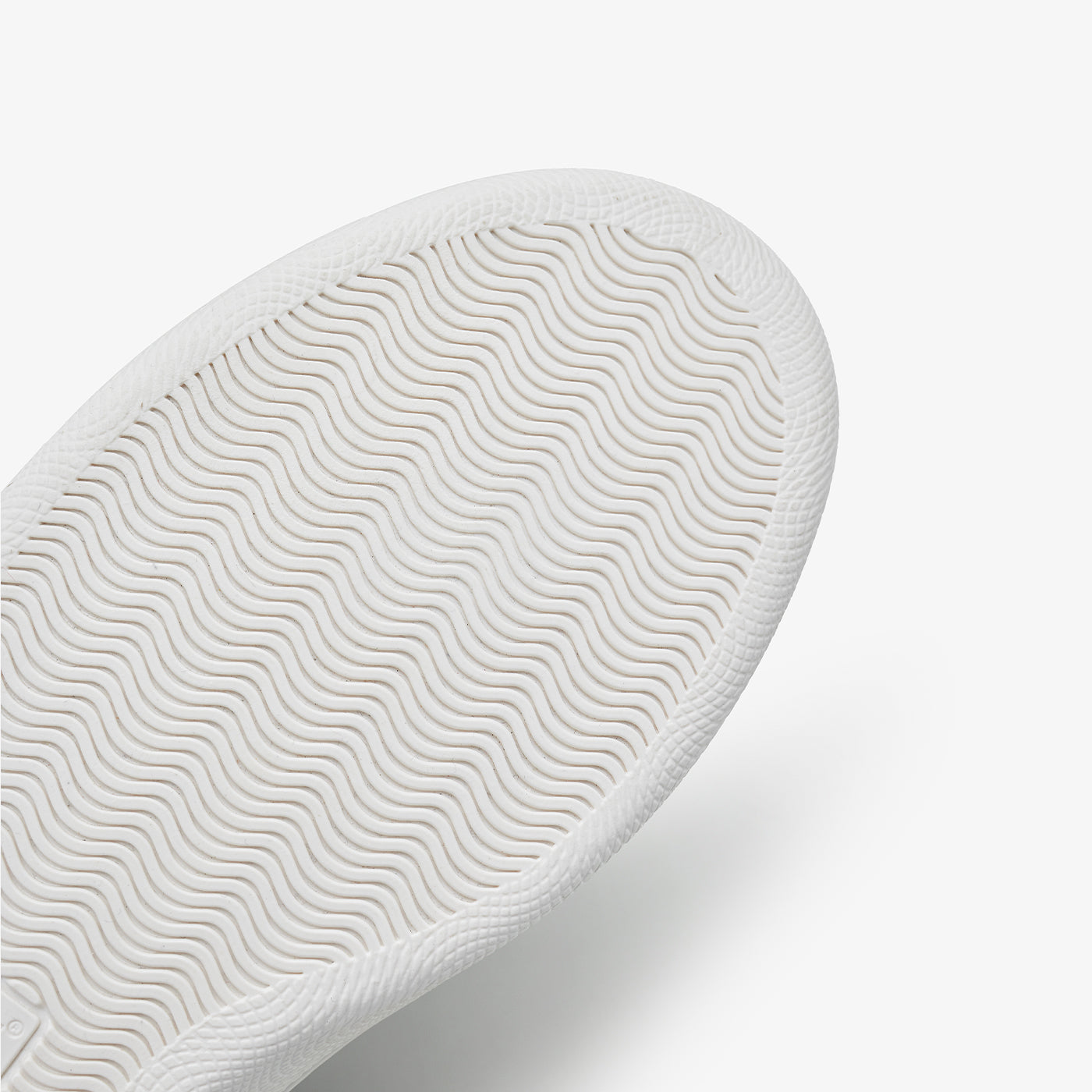 NDURE X HR – Women’s Contrast Detail Sneakers – Limited Edition