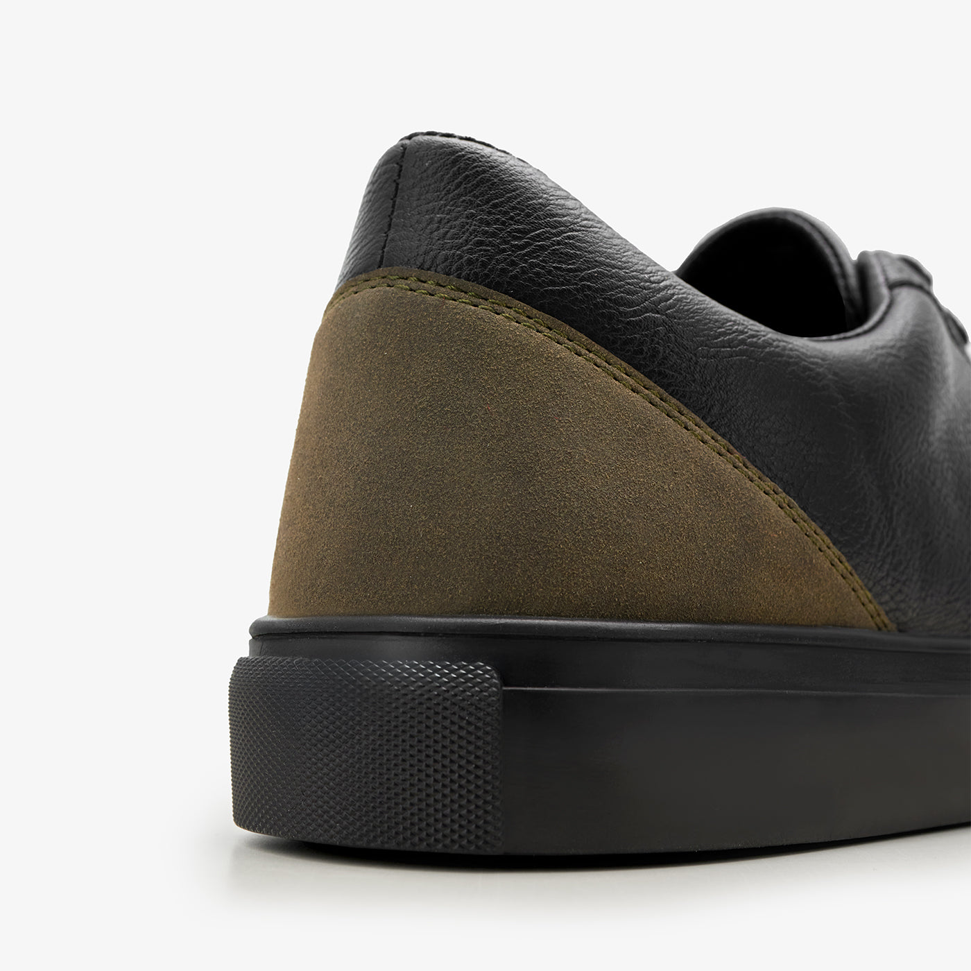 black shoes for men